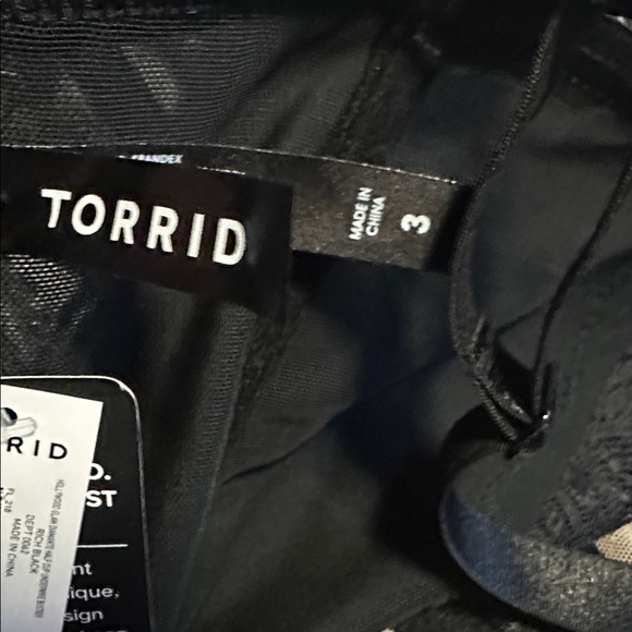 Torrid - Picture 4 of 4